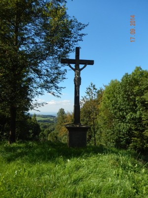 Kreuz am Guckaisee.jpg
